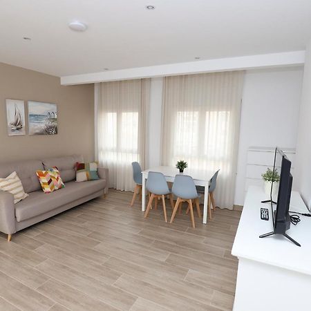 Apartaments Agneta - Vela Кембрилс Екстериор снимка