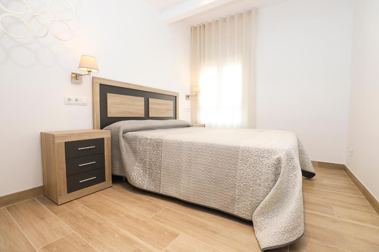 Apartaments Agneta - Vela Кембрилс Екстериор снимка