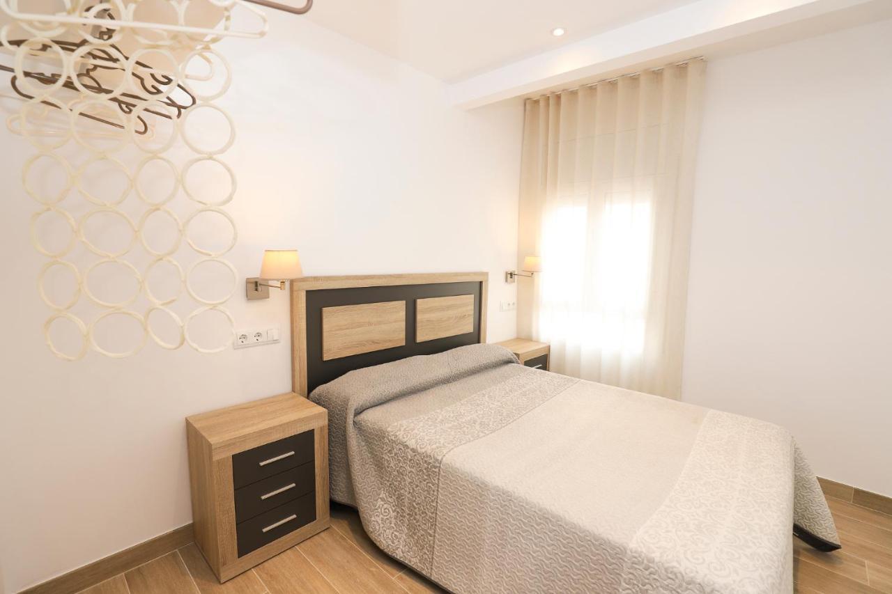 Apartaments Agneta - Vela Кембрилс Екстериор снимка